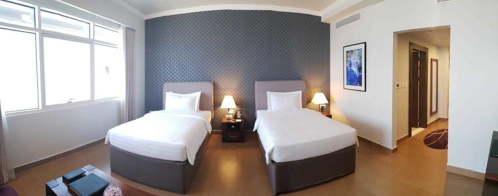 The Curve Appart hôtel 4*